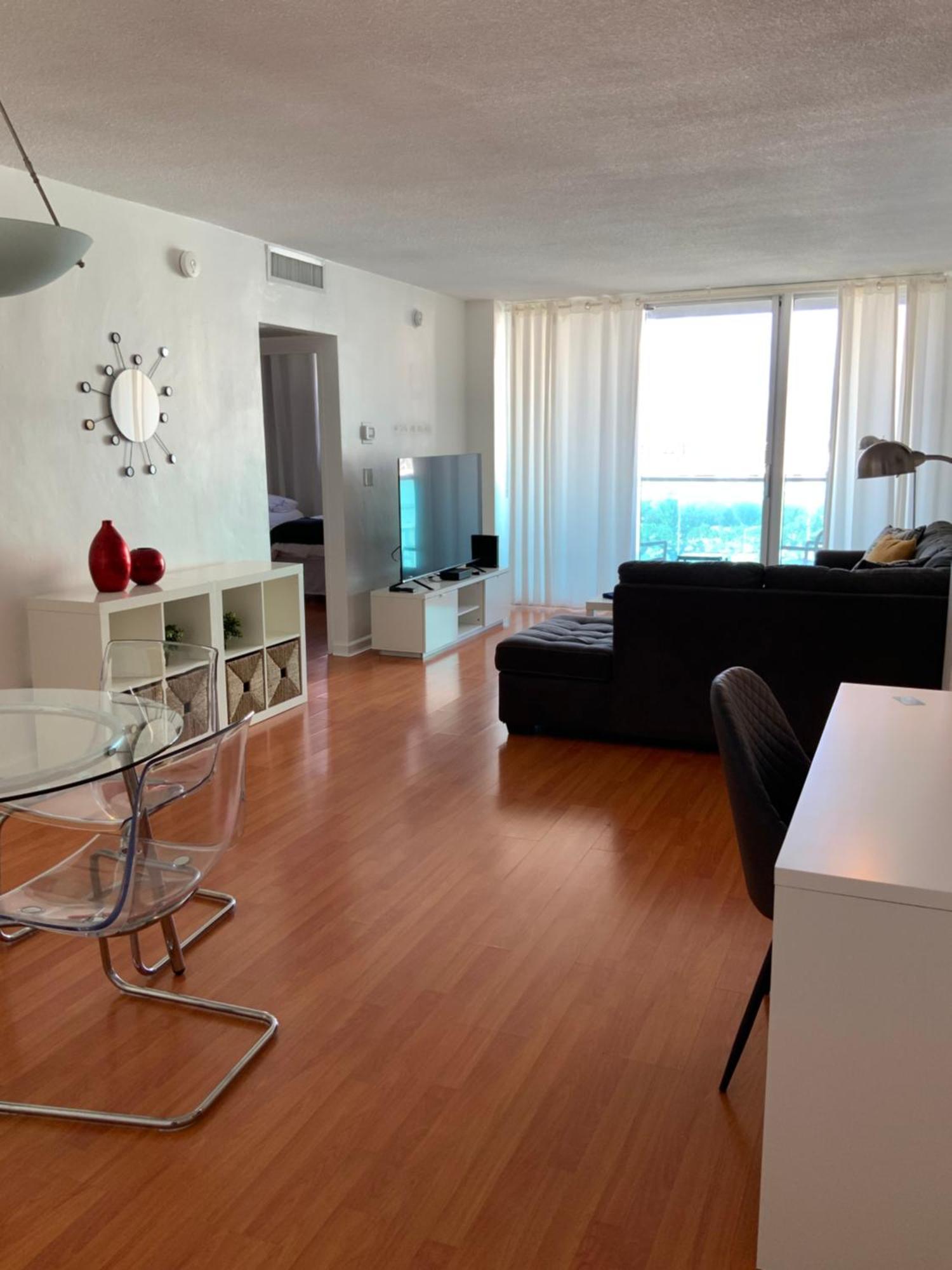 Cozy Ocean View Apartment By Miami Te Espera - Hallandale 11E Hollywood Buitenkant foto